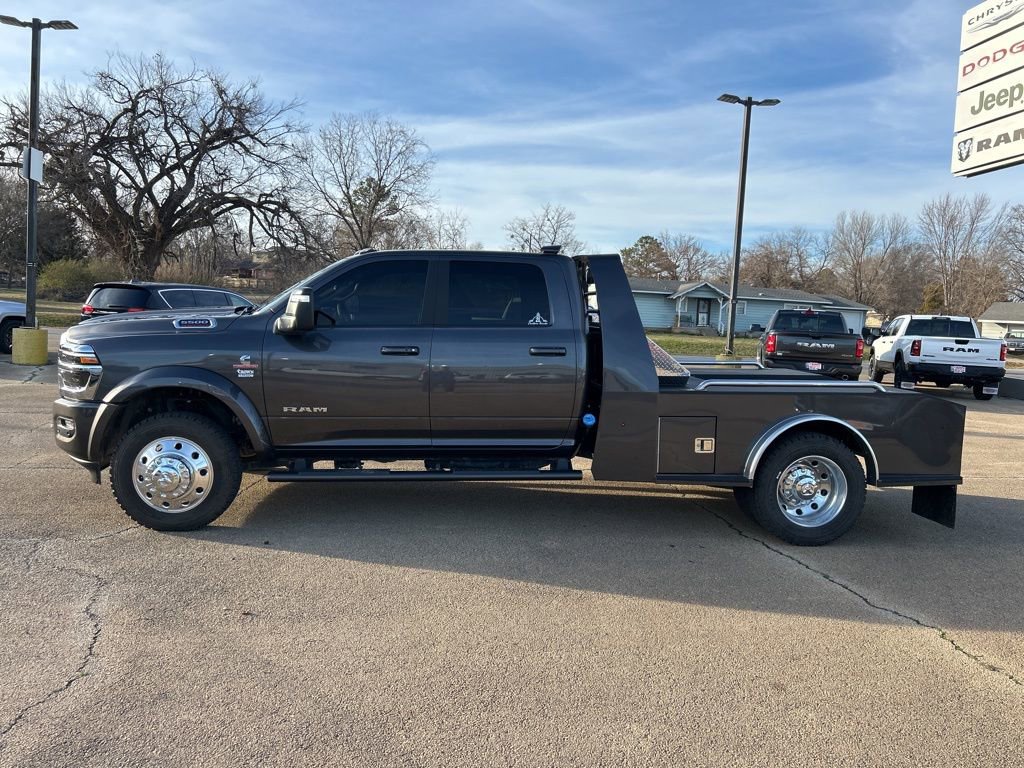 Used 2025 RAM 5500 Tradesman w/ Laramie Trim Package image 2