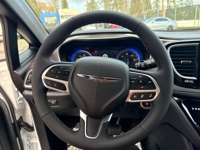 New 2026 Chrysler Pacifica Pinnacle AWD/4WD image 19