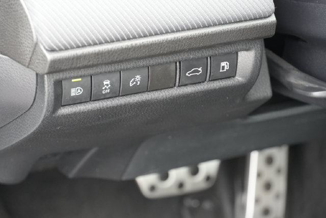 Used 2025 Toyota Camry SE FWD image 24