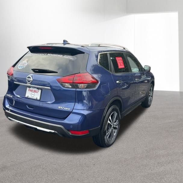 Used 2020 Nissan Rogue SV w/ Premium Package image 3