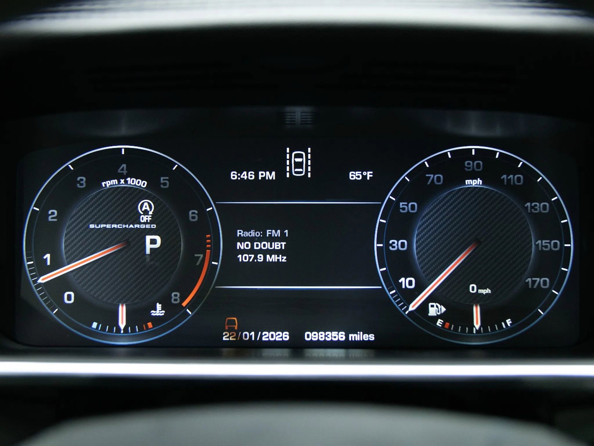 Used 2015 Land Rover Range Rover Supercharged image 40