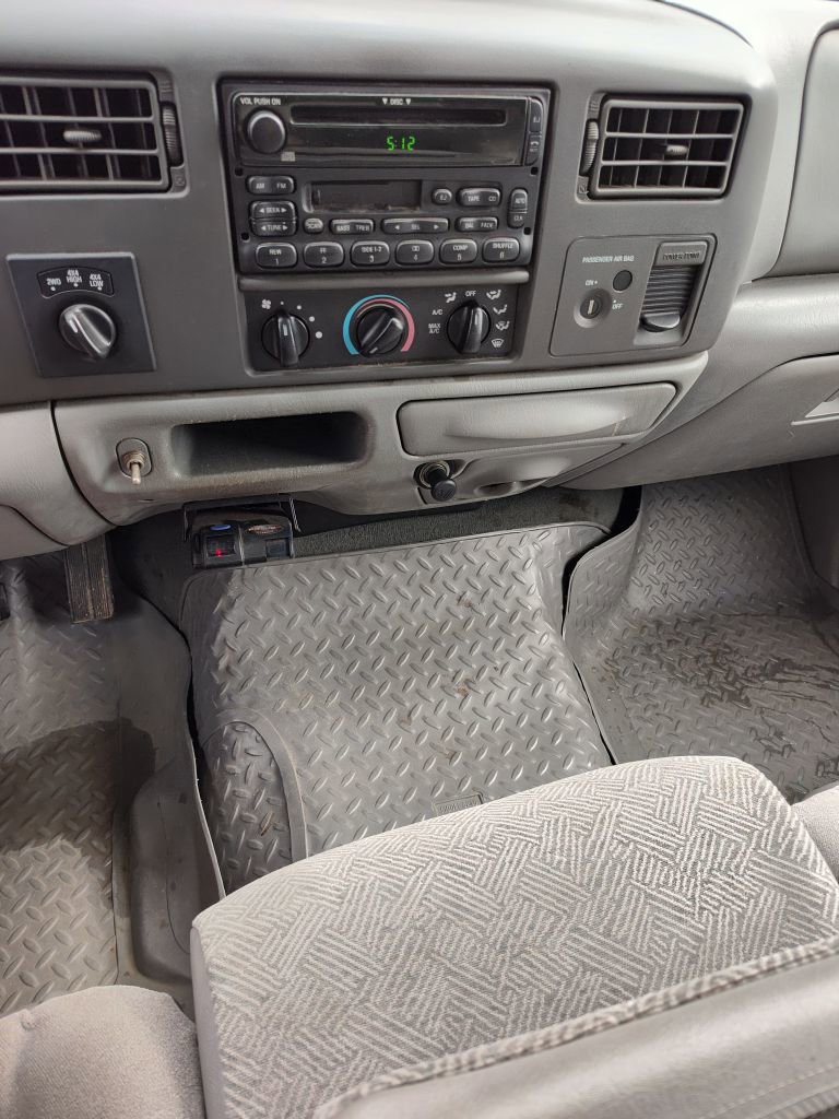 Used 2004 Ford F250 4x4 SuperCab Super Duty image 8