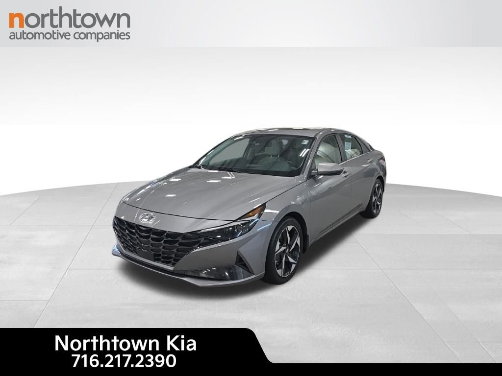 Used 2022 Hyundai Elantra Limited image 1