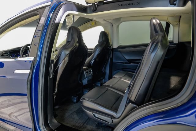 Used 2016 Tesla Model X 90D AWD/4WD image 47