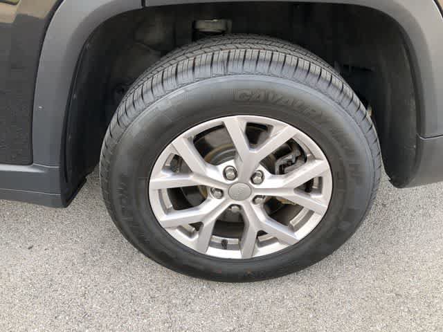 Certified 2021 Jeep Grand Cherokee L Limited w/ Trailer Tow Group (B) AWD/4WD image 12