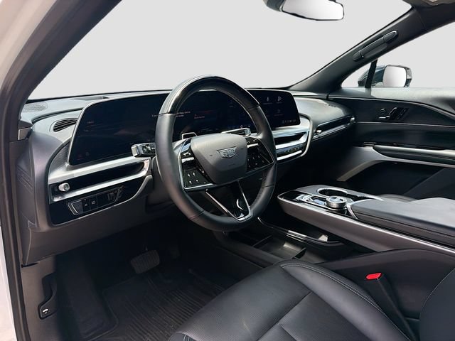 Used 2024 Cadillac Lyriq Sport AWD/4WD image 26