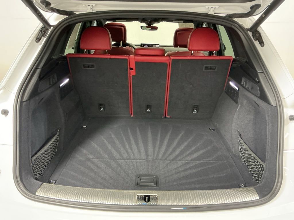 Used 2024 Audi SQ5 Premium Plus w/ Premium Plus Package image 29