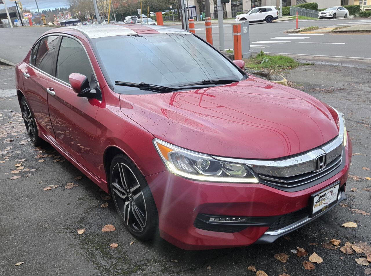 Used 2016 Honda Accord Sport image 4