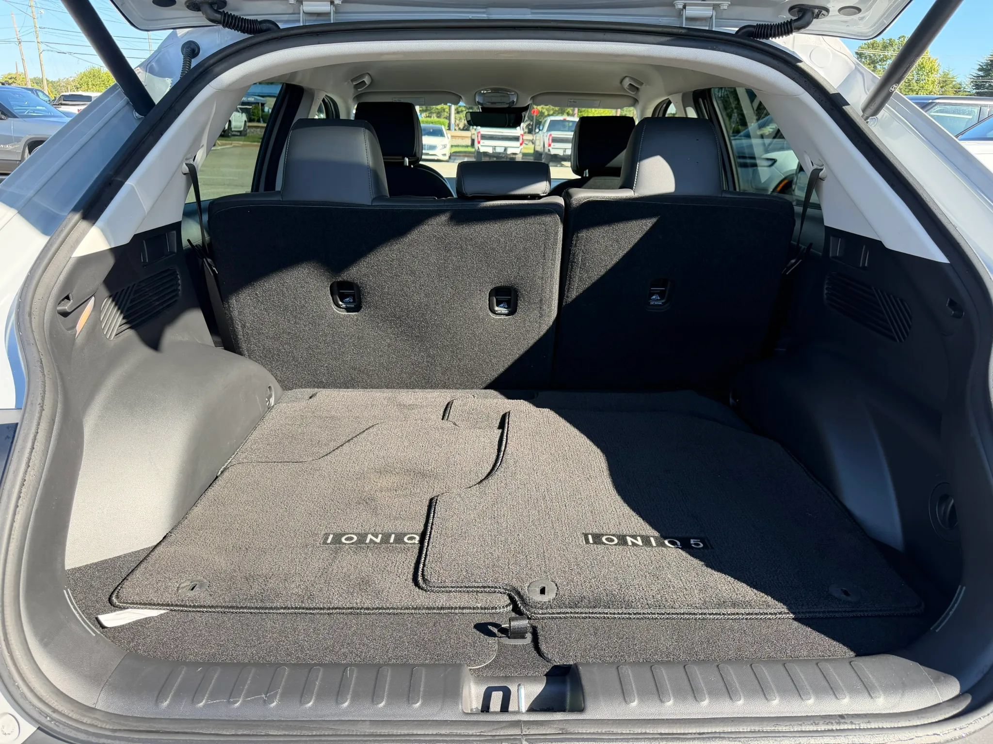 Used 2023 Hyundai Ioniq 5 SEL w/ Cargo Package AWD/4WD image 32