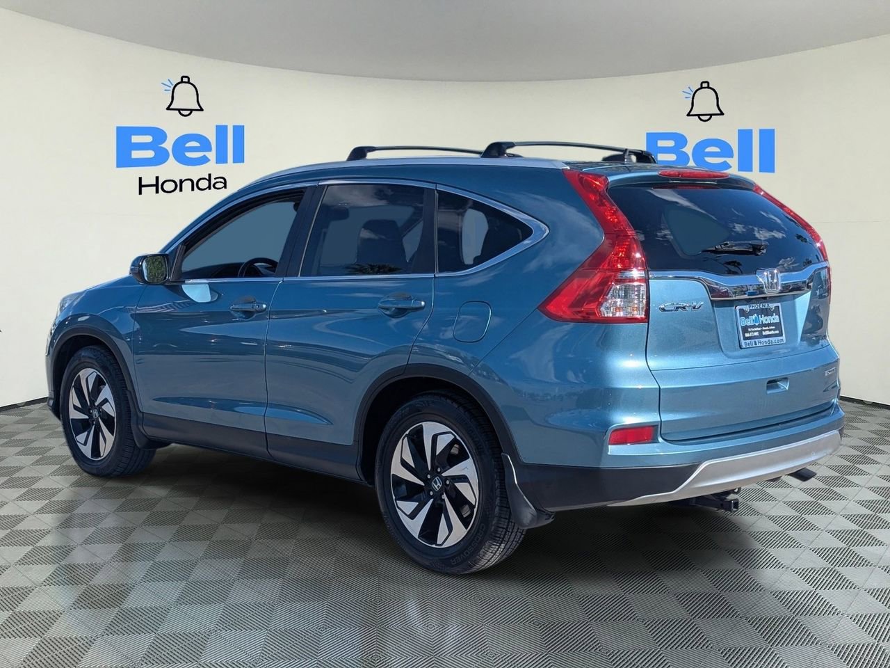 Used 2016 Honda CR-V Touring image 3