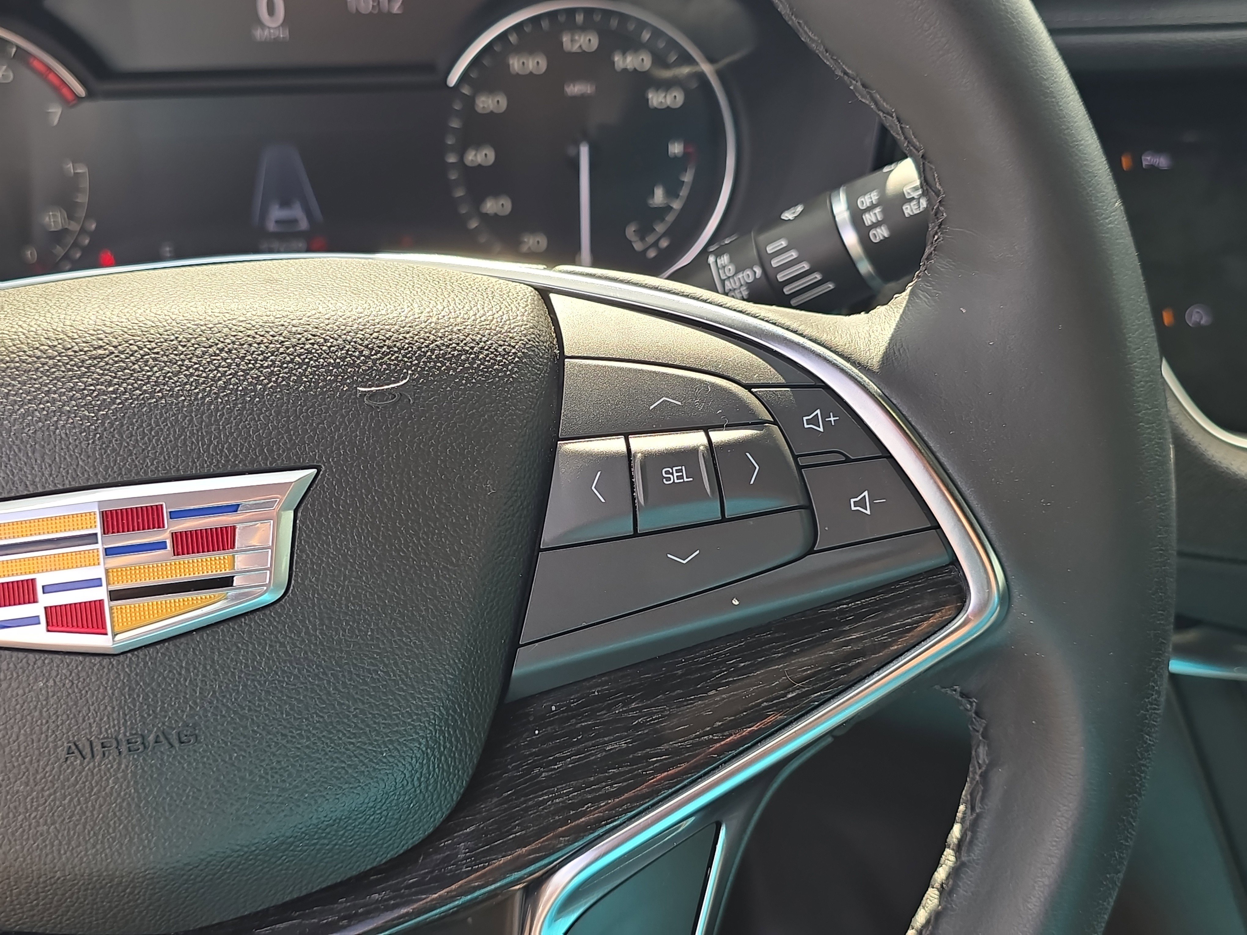 Used 2022 Cadillac XT5 Premium Luxury FWD image 34