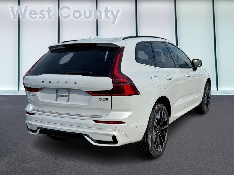 New 2026 Volvo XC60 B5 Plus w/ Climate Package image 3