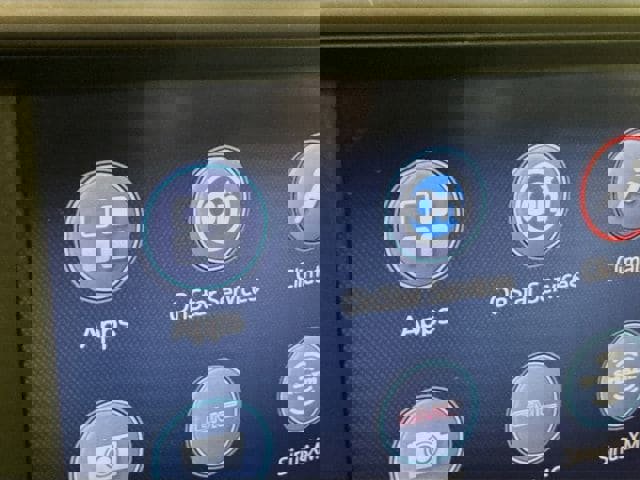 Used 2022 GMC Acadia AT4 w/ Technology Package image 14