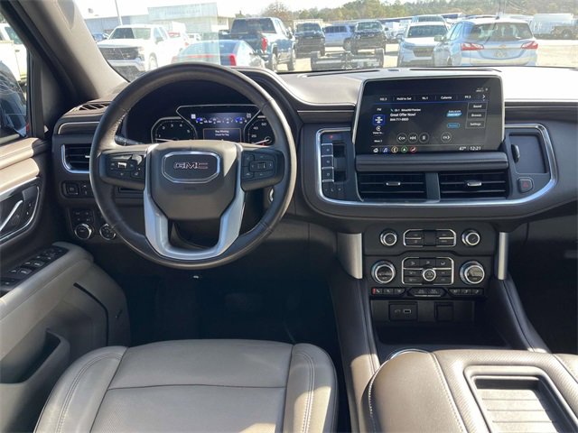 Used 2021 GMC Yukon SLT w/ Rear Media and Nav Package image 16