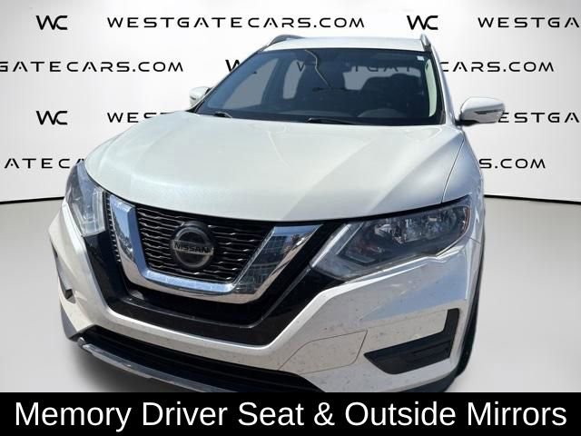 Used 2019 Nissan Rogue SV w/ Premium Package image 32