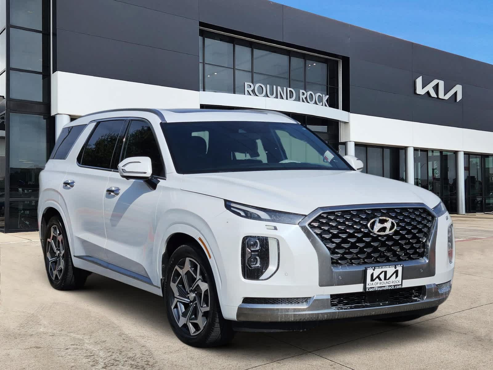 Used 2022 Hyundai Palisade Calligraphy w/ Cargo Package FWD image 3