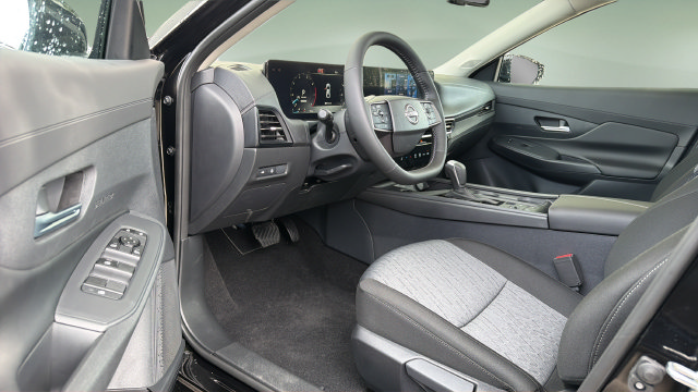 New 2027 Nissan Sentra SV w/ SV Convenience Package FWD image 13