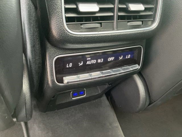 Used 2025 Mercedes-Benz GLS 450 4MATIC image 28