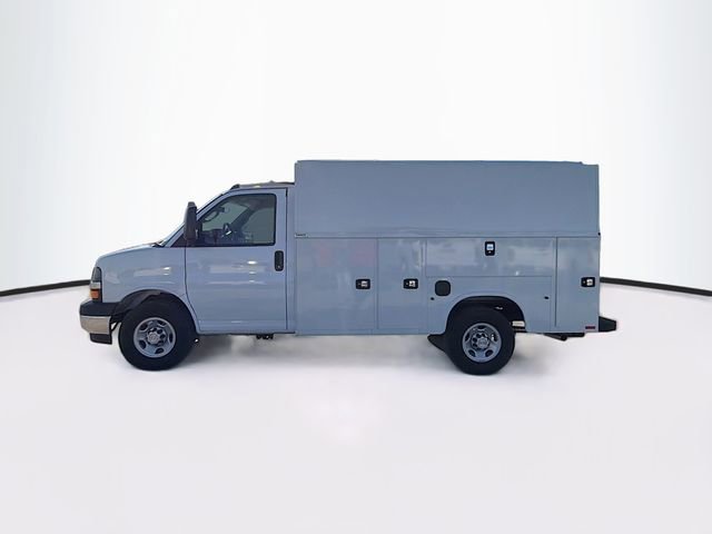 New 2025 Chevrolet Express 3500 w/ Power Convenience Package image 4