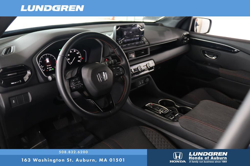 Used 2023 Honda Pilot Sport image 8