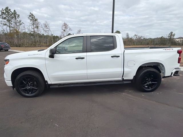 Used 2024 Chevrolet Silverado 1500 Custom image 2