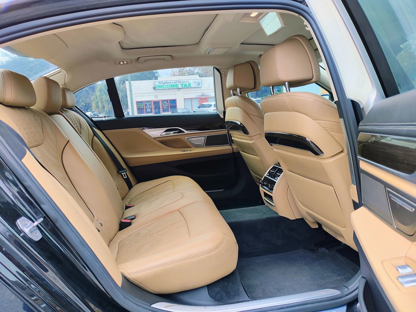 Used 2016 BMW 740i 740i Sedan 4D image 14