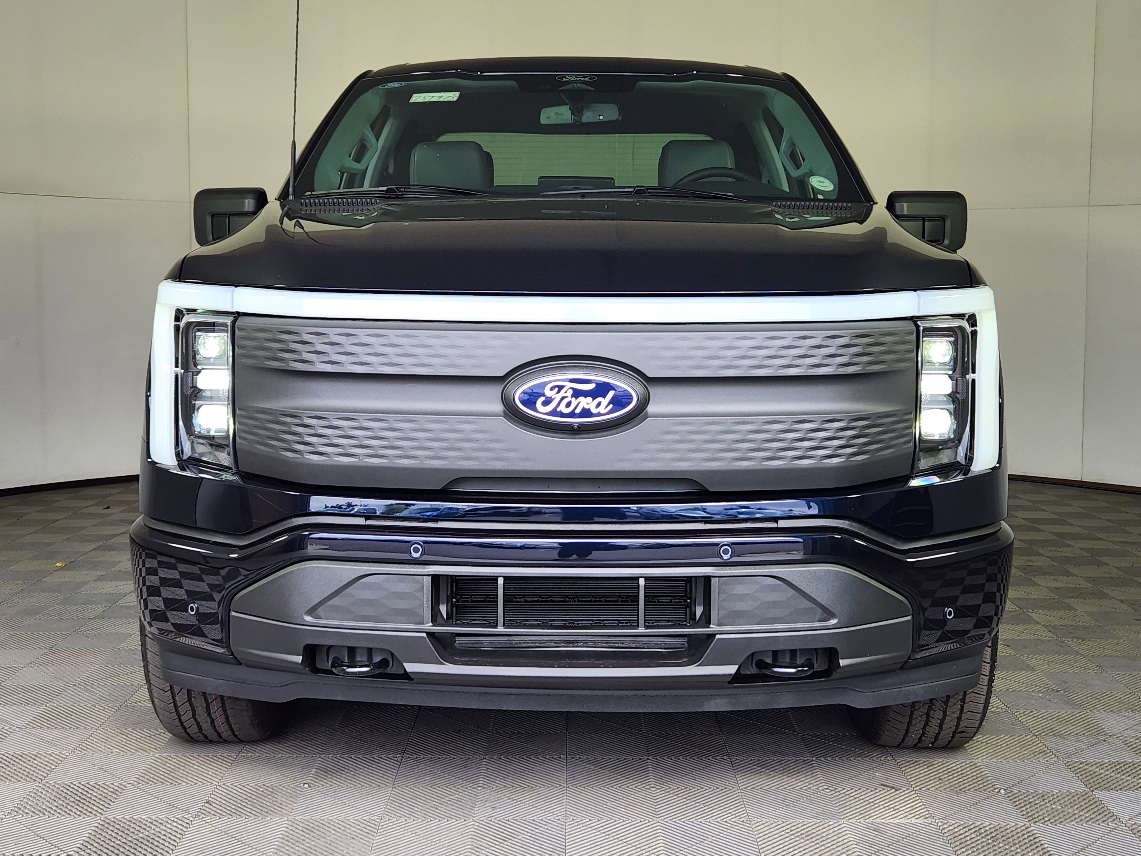 New 2025 Ford F150 Lightning Flash image 2