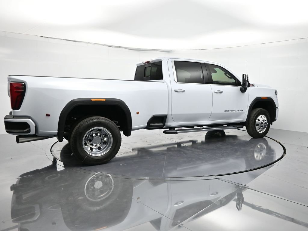 New 2026 GMC Sierra 3500 Denali w/ Technology Package image 5