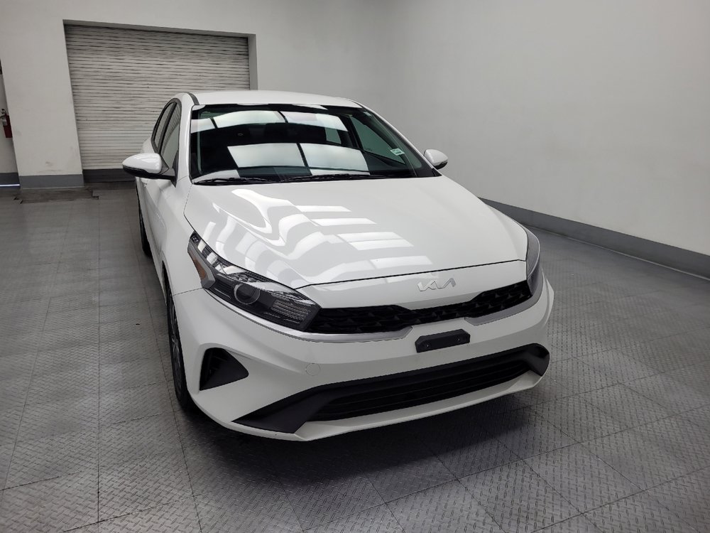Used 2023 Kia Forte LXS w/ LXS Technology Package FWD image 13