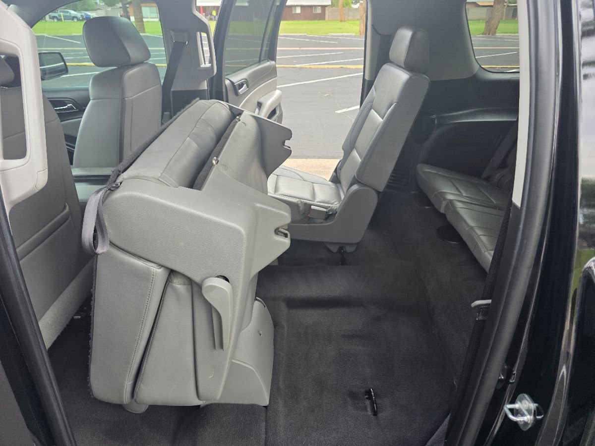 Used 2020 Chevrolet Suburban LT image 40