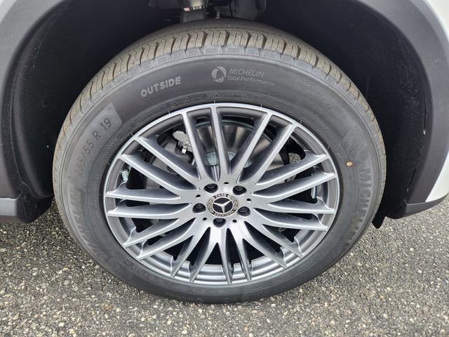New 2026 Mercedes-Benz GLC 300 4MATIC image 18