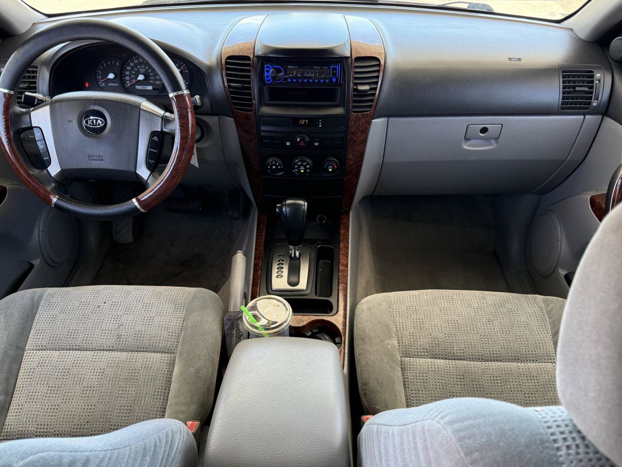 Used 2004 Kia Sorento EX RWD image 16