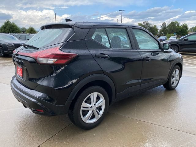 Used 2022 Nissan Kicks S FWD image 5