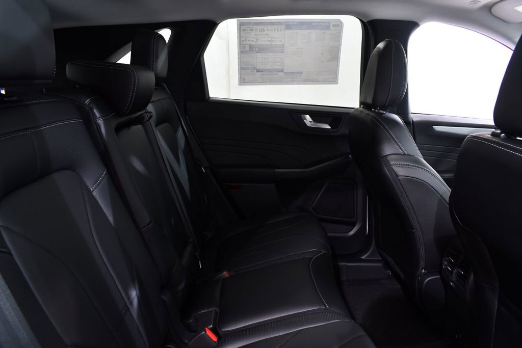 New 2025 Ford Escape SE w/ PHEV Premium Package image 18