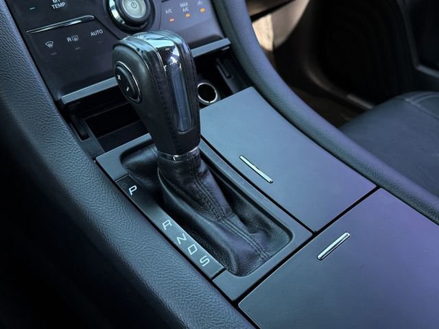Used 2015 Ford Taurus Limited FWD image 19