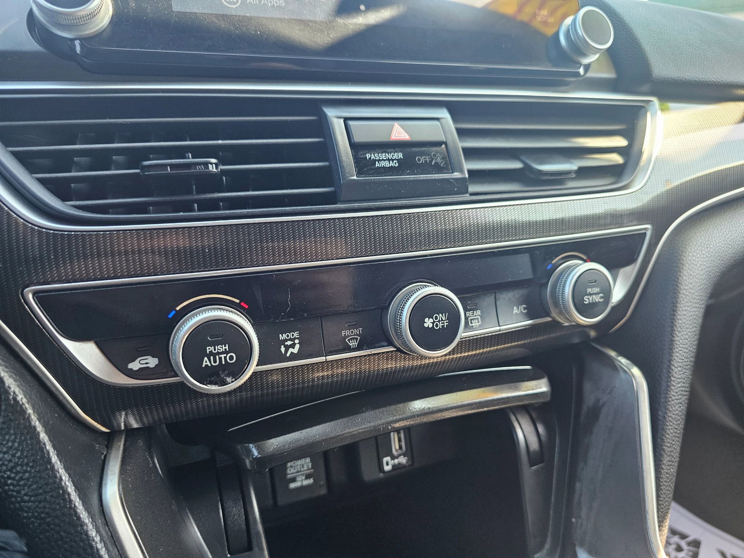 Used 2020 Honda Accord Sport image 24