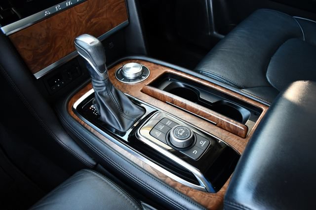 Used 2022 Nissan Armada SL w/ Captain's Chairs Package AWD/4WD image 38
