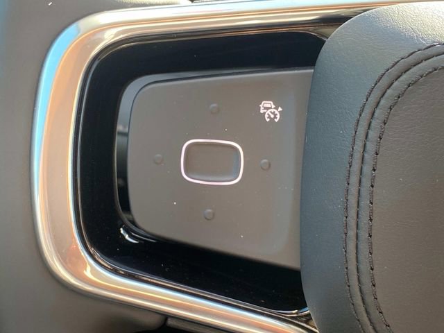 Used 2026 Lincoln Nautilus Premier w/ Equipment Group 102A image 16