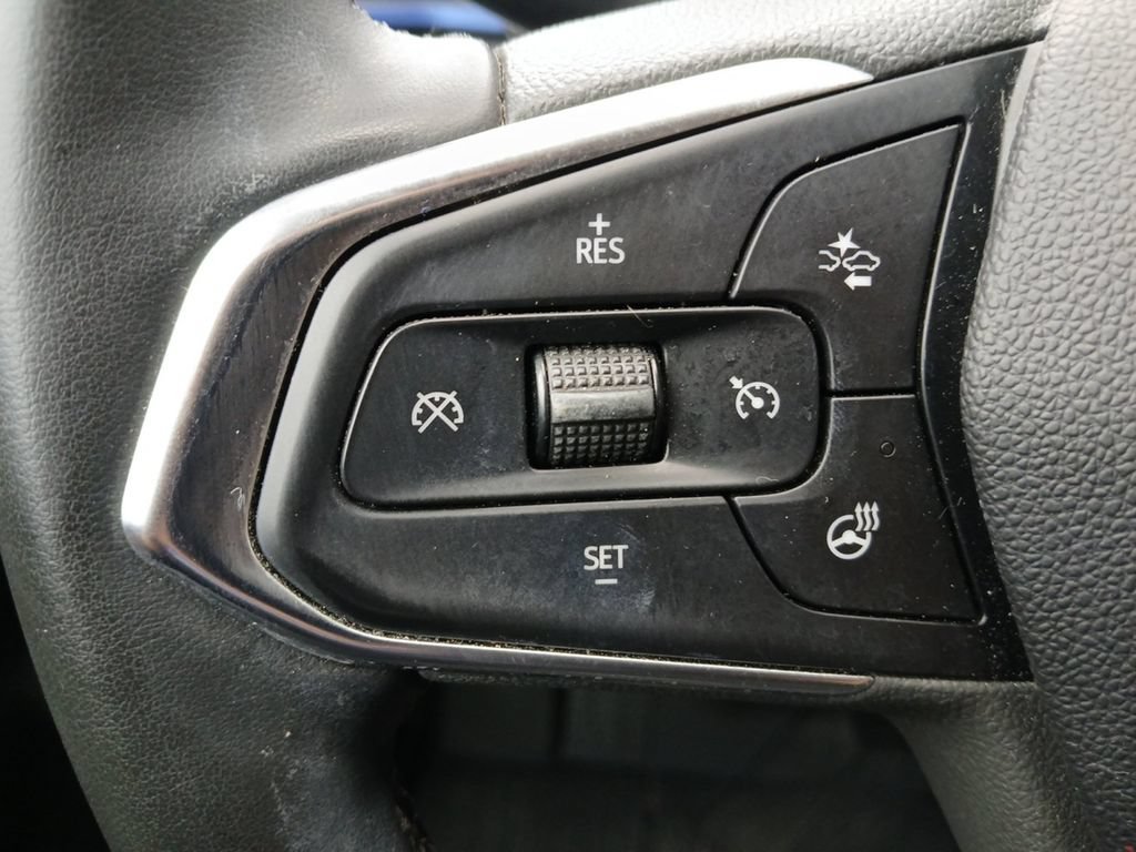 Used 2024 Chevrolet Trax LT w/ Driver Confidence Package FWD image 11