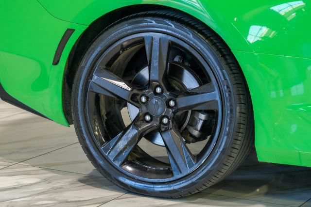 Used 2017 Chevrolet Camaro LT RWD image 65