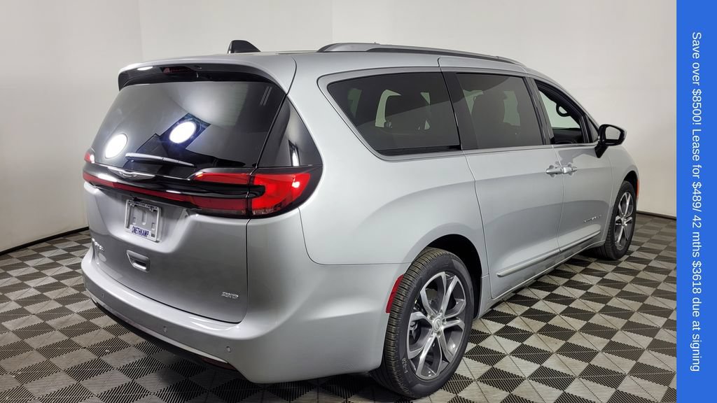 New 2026 Chrysler Pacifica Pinnacle AWD/4WD image 8