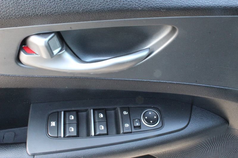 Used 2020 Kia Forte Sedan image 9