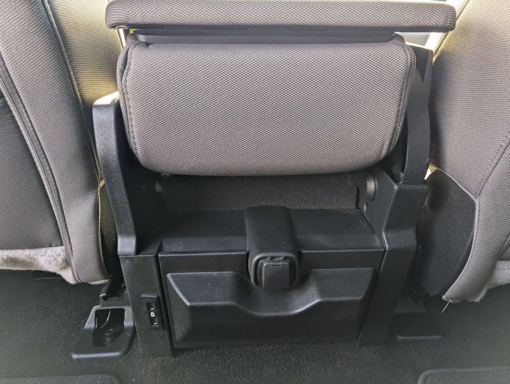 Used 2018 Ford F150 XLT w/ Equipment Group 302A Luxury image 41