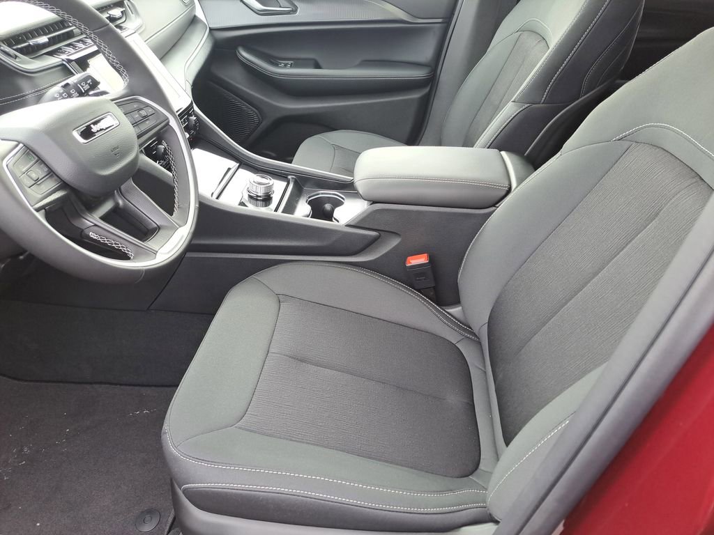New 2026 Jeep Grand Cherokee Laredo X AWD/4WD image 15