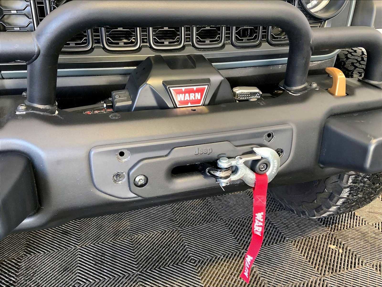 Used 2024 Jeep Wrangler Unlimited Rubicon 392 image 38