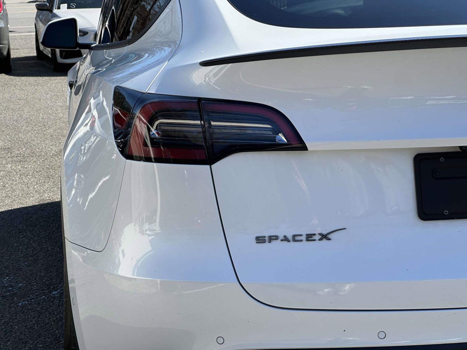 Used 2022 Tesla Model Y Performance AWD/4WD image 11