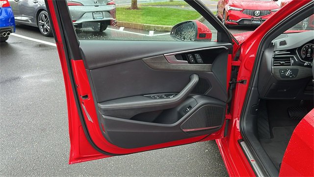 Used 2024 Audi A4 2.0T Premium Plus image 9