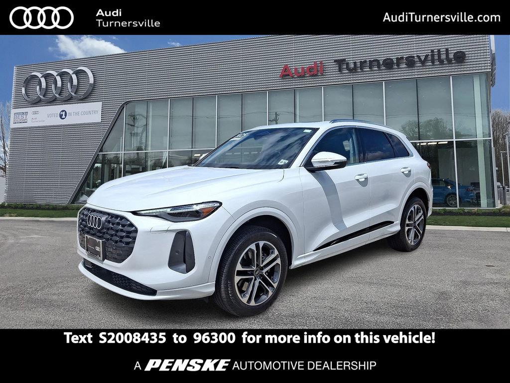 Used 2025 Audi Q5 Premium Plus w/ Premium Plus