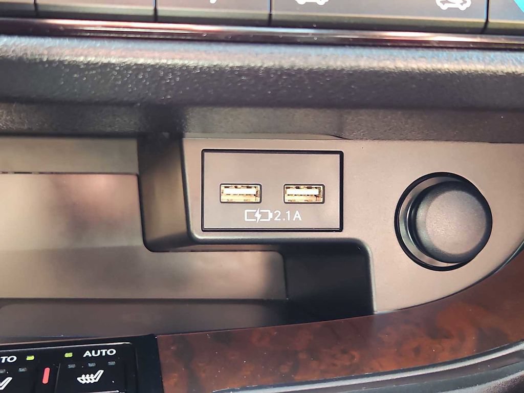 Used 2022 Lexus RX 450h AWD w/ Premium Package image 29