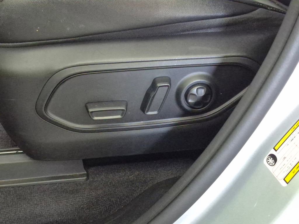 Used 2021 Jeep Grand Cherokee L Limited image 15